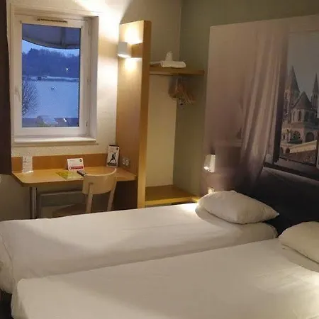 Отель Ibis Budget Caen Memorial Saint-Contest