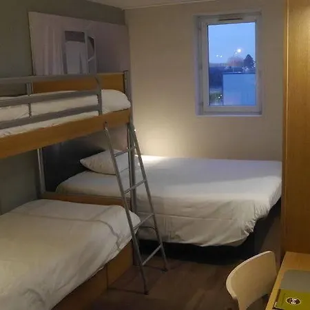 Hotel Ibis Budget Caen Memorial