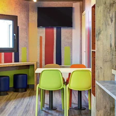 Ibis Budget Caen Memorial 2*