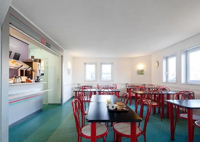 Hotel Ibis Budget Caen Memorial 2*