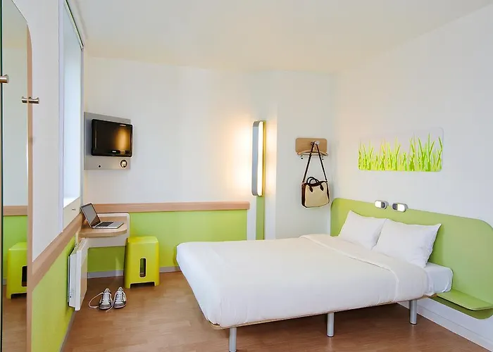 Ibis Budget Caen Memorial 2* Saint-Contest